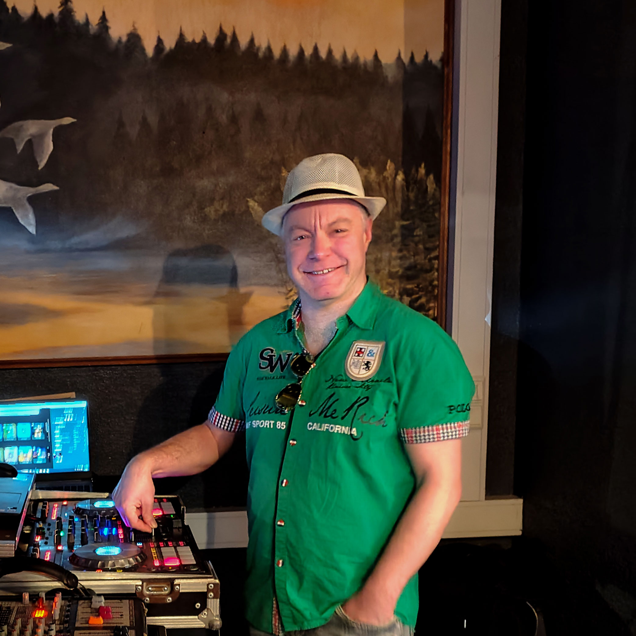 JUSSI-KOKKI-RETRO-DJ